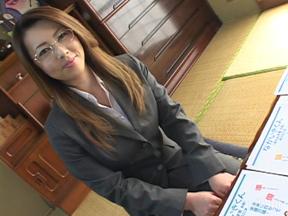 Sales Lady fuck with clients Yumi Kazama 04