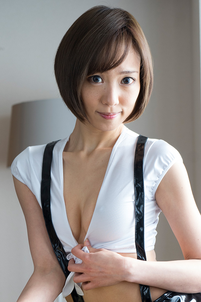 3P with a cosplay beauty with a nice body