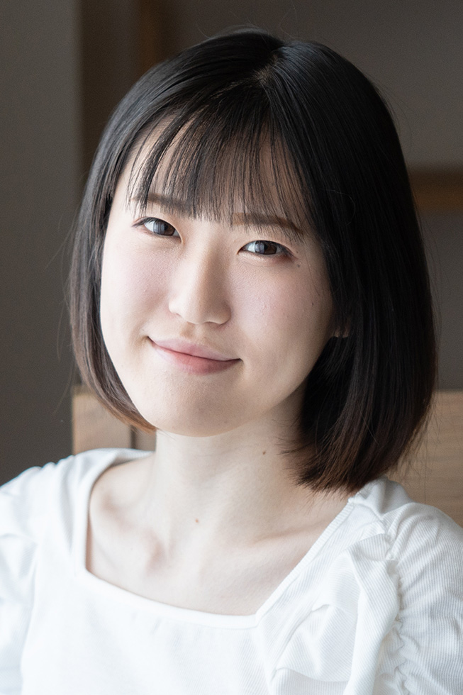 Which One Tastes Better? Mirai's Phallic Taste Competition - Mirai Minano