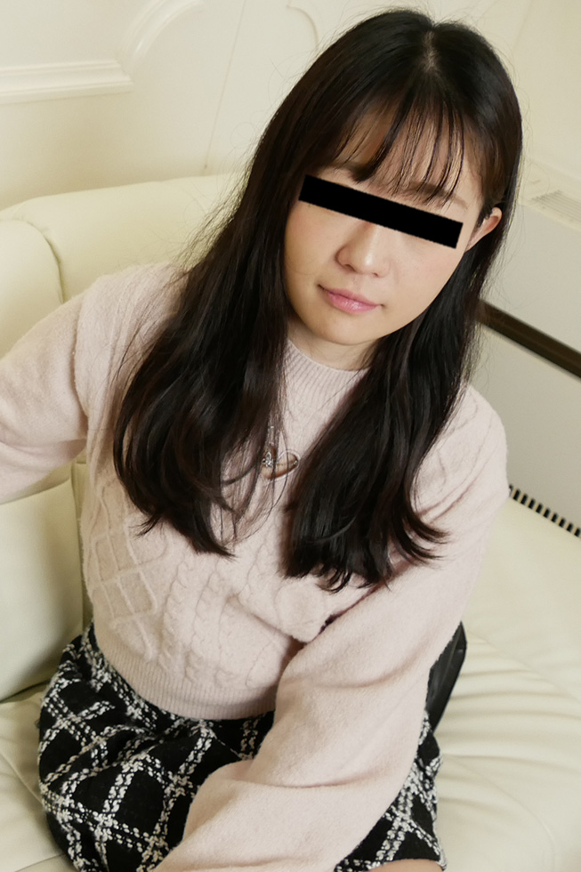 I Had A Serious, Reserved-looking Married Woman Wash My Prick - Mao Koizumi