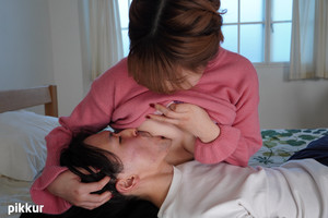 Sweet breastfeeding play Mayu Komikawa  01